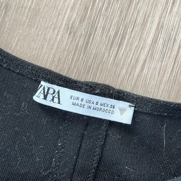 Black Zara Midi Form Fitted Dress - Picture 2 of 3